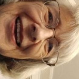 Profile picture of Gloria Friedman